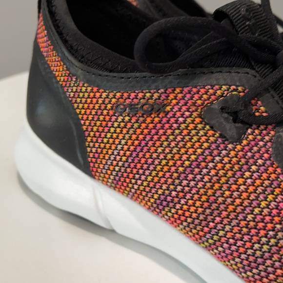 Geox Respira Italian design sneakers US size 5 - Picture 3 of 16